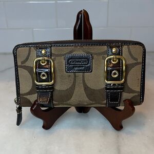 Coach Wallet RARE Zoe Brown Full Zip double Gold Buckles Multi Compartment
